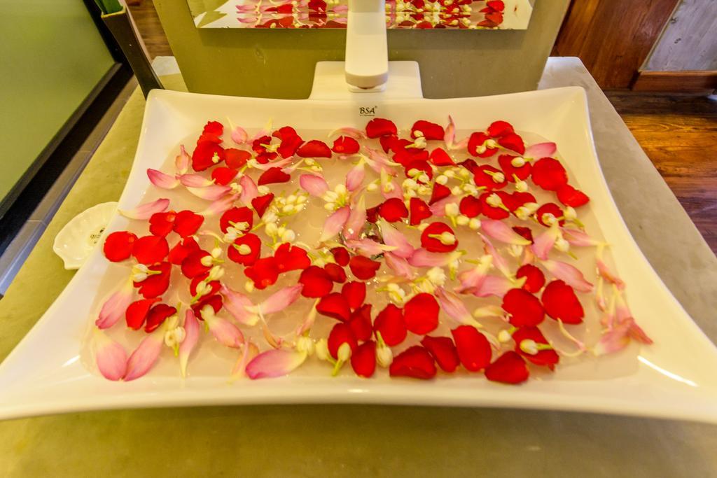 Double Leaf Boutique Hotel Phnom Penh Eksteriør billede